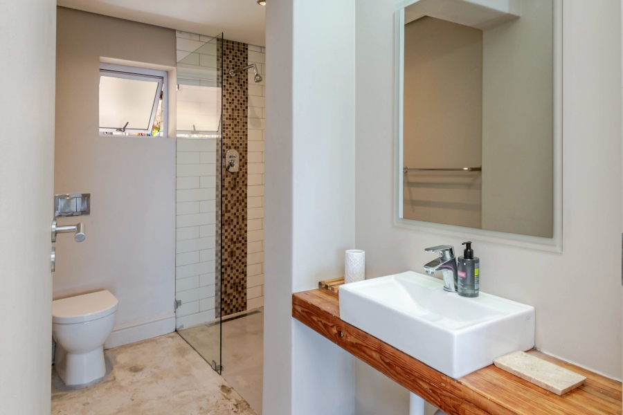 To Let 1 Bedroom Property for Rent in Llandudno Western Cape